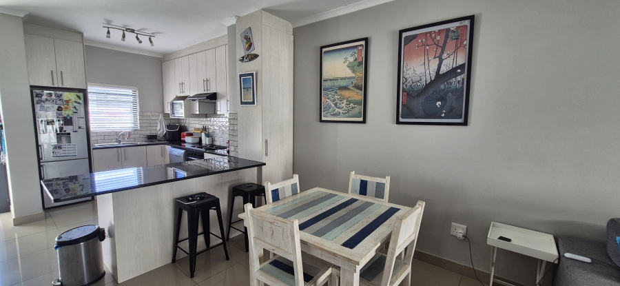 2 Bedroom Property for Sale in Parklands North Western Cape